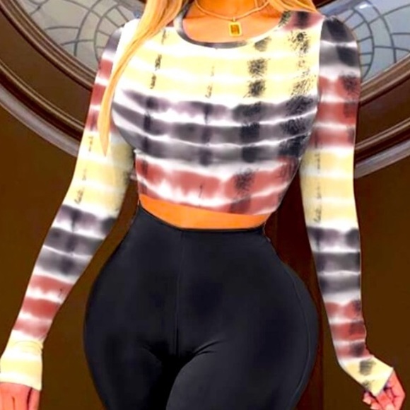 Tie-dye Multicolor Stripe Graphics W/Black Tire Track Look Skinny Fit Crop Shirt - Picture 3 of 3